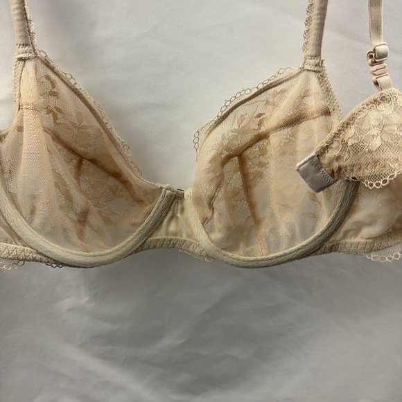 Victoria's Secret Body By Victoria Unlined Demi Beige Lace Floral - Picture 8 of 10